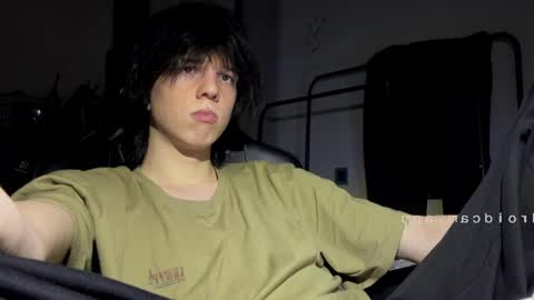 Mark online show from April 10, 7:40 pm