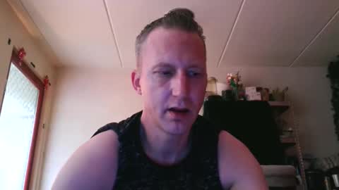 Mark online show from May 5, 12:02 pm
