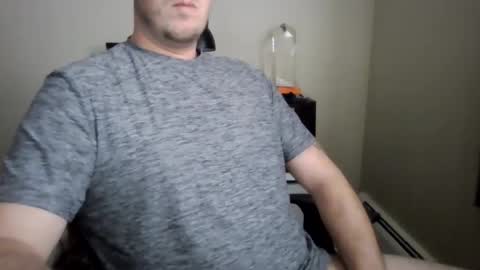 markus27252 online show from February 25, 2:22 pm