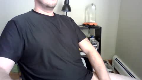 markus27252 online show from February 26, 9:16 pm