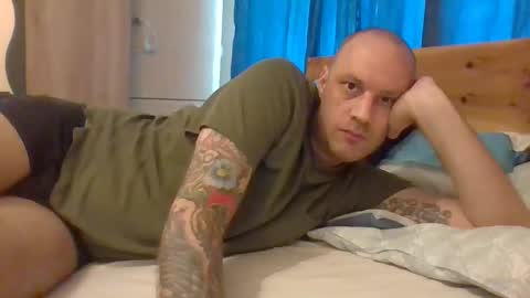 markus_7 online show from September 14, 1:43 pm