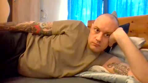 markus_7 online show from May 13, 8:23 am