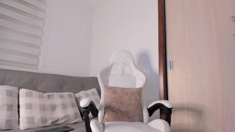 Snapshot of markus_blass chatting on December 7, 1:14 am markus... Y online show from December 7, 1:14 am