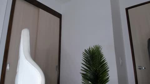 Snapshot of markus_blass chatting on February 6, 10:53 pm markus... Y online show from February 6, 10:53 pm