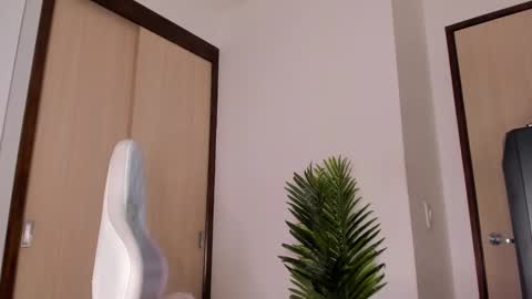 Snapshot of markus_blass chatting on February 12, 1:09 am markus... Y online show from February 12, 1:09 am