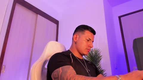 Snapshot of markus_blass chatting on February 22, 9:48 pm markus... Y online show from February 22, 9:48 pm