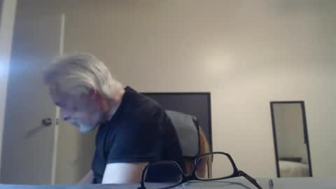 Snapshot of marky1954 chatting on May 22, 9:20 pm markedman online show from May 22, 9:20 pm
