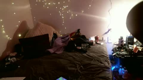 Snapshot of markymark101825061 chatting on December 20, 3:03 am markymark101825061 online show from December 20, 3:03 am