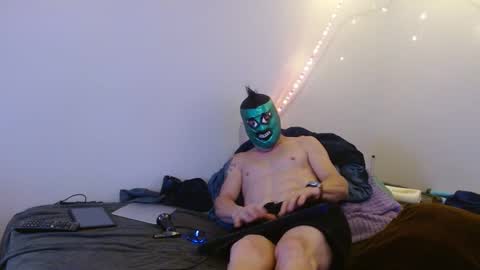 Snapshot of markymark101825061 chatting on February 13, 9:51 am markymark101825061 online show from February 13, 9:51 am