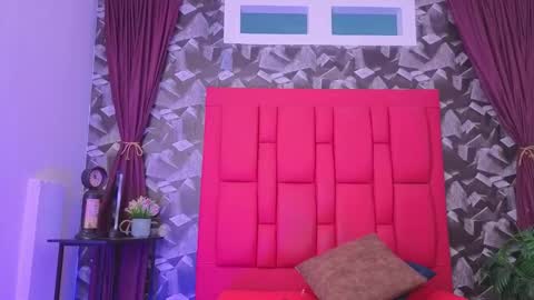 marla online show from February 25, 11:42 am