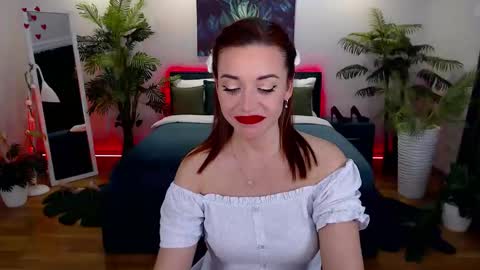 MarlaDewis online show from November 15, 1:29 pm