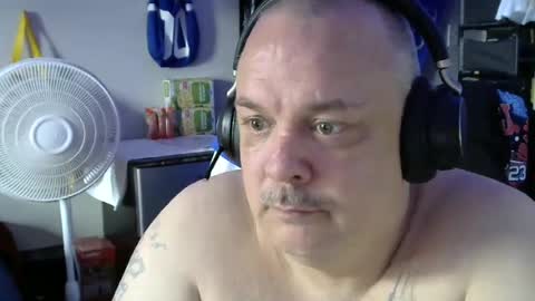 marlanbrando online show from May 6, 8:36 pm