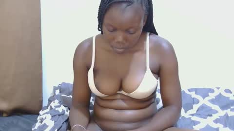 Marlie online show from March 3, 10:37 pm