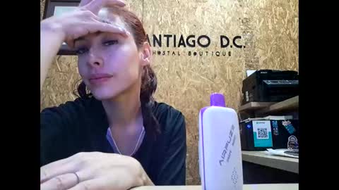 marynmartinez online show from December 18, 1:00 am