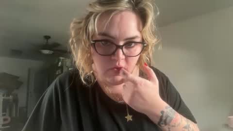 maroon_moon online show from September 20, 12:55 am