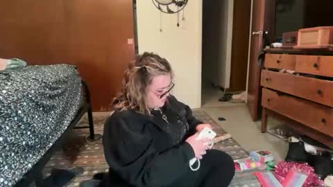 maroon_moon online show from December 21, 1:57 am