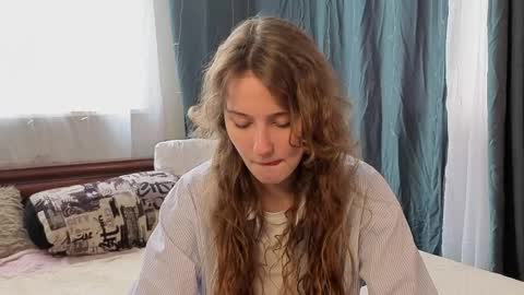 Andriella online show from May 31, 10:33 am