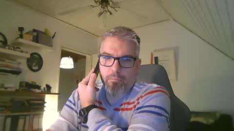 marriedcock1980 online show from January 13, 7:21 am