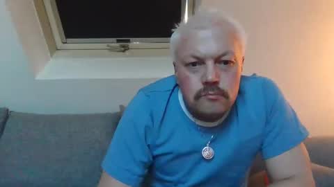 mars0481 online show from March 8, 3:56 pm