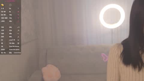 Snapshot of marshmal1ow_girl chatting on March 1, 6:15 am Eva online show from March 1, 6:15 am