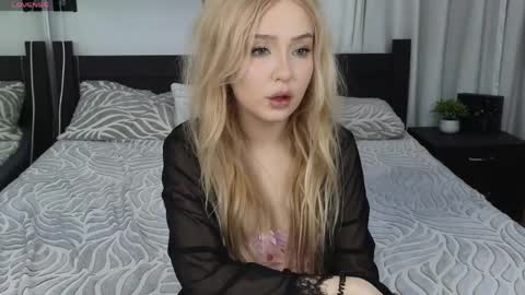 Marta online show from April 8, 2:06 pm