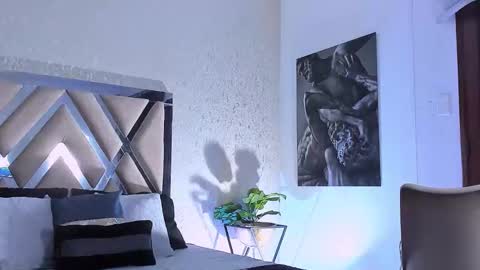 Snapshot of martin_foster_ chatting on February 20, 9:48 pm Martin Foster online show from February 20, 9:48 pm