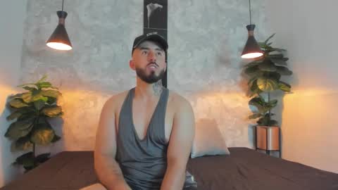 Snapshot of martin_foster_ chatting on February 28, 5:30 am Martin Foster online show from February 28, 5:30 am