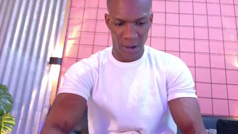 Snapshot of martin_killer chatting on June 25, 1:16 am Martin online show from June 25, 1:16 am