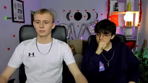 Snapshot of martin_neil chatting on February 8, 10:07 am Martin online show from February 8, 10:07 am