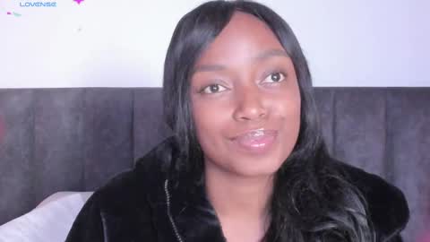 Laura online show from February 15, 12:15 am