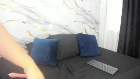 Snapshot of martina_lopezz1 chatting on February 6, 12:59 pm Martina online show from February 6, 12:59 pm
