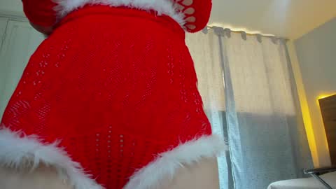 Snapshot of martina_lujann chatting on December 12, 4:21 pm M A R T I N A online show from December 12, 4:21 pm