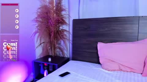 martina mIIler online show from February 11, 12:58 pm