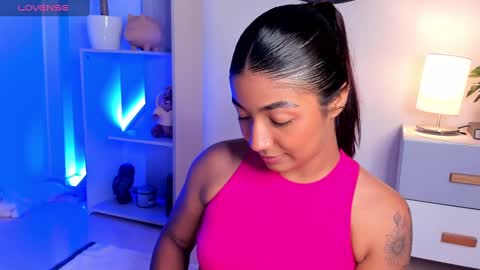 Snapshot of martina_monst chatting on January 22, 4:13 am martina Monst online show from January 22, 4:13 am