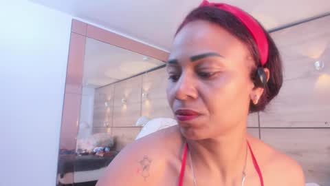 martina touss  online show from February 18, 1:07 pm