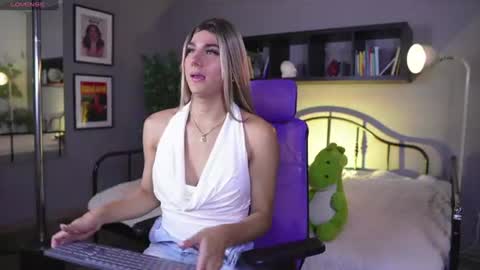 martinaa_rose online show from June 17, 12:50 pm