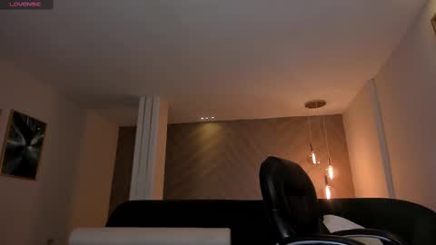 Martinna Bonnet online show from February 11, 10:37 am