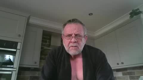 Snapshot of martinrgbxxxx chatting on February 22, 9:23 am martinrgbxxxx online show from February 22, 9:23 am