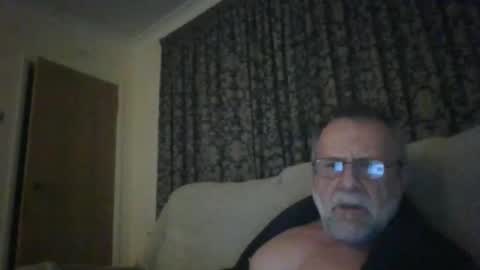 Snapshot of martinrgbxxxx chatting on February 13, 10:50 pm martinrgbxxxx online show from February 13, 10:50 pm