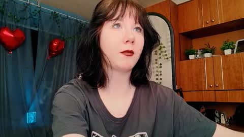 Nancy online show from March 23, 2:32 pm