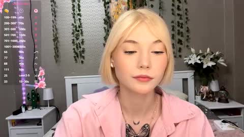 Lisa online show from February 14, 12:02 pm