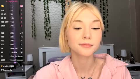 Lisa online show from February 23, 8:22 am