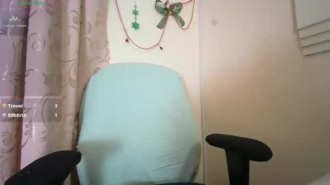 Snapshot of mary2606 chatting on January 17, 8:23 pm Mary2606 online show from January 17, 8:23 pm