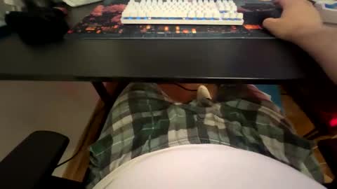 Snapshot of mary_bby chatting on January 11, 1:43 am mary_bby online show from January 11, 1:43 am