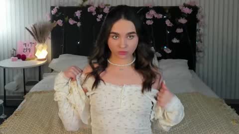 Mary online show from December 22, 4:26 pm