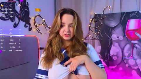 mary_broks online show from December 22, 7:16 am