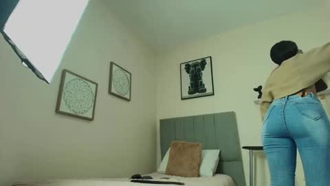 mary_cute9 online show from February 3, 12:21 pm