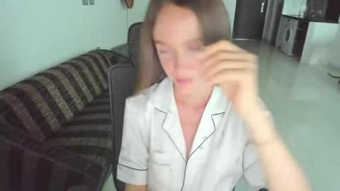 Mary Jane online show from June 1, 6:04 am