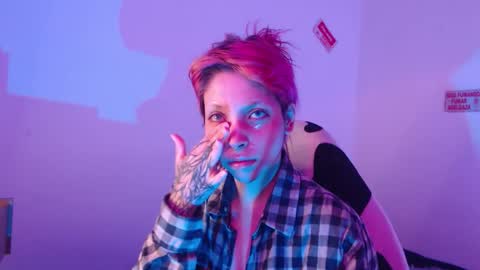 Snapshot of mary_janness chatting on October 28, 5:55 am 100 online show from October 28, 5:55 am