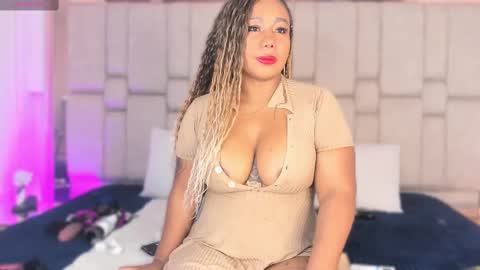   online show from October 8, 8:50 pm